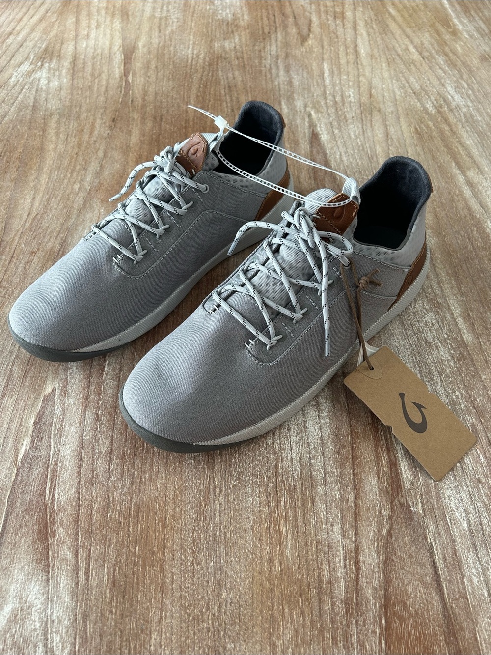 OluKai NANEA LI MEN'S CASUAL SNEAKERS - PALE GREY / VAPOR